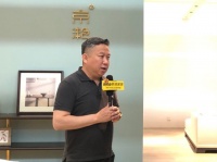 荣麟家居戚麟:原来企业都讲谁飞得高 现在要看谁扎得深