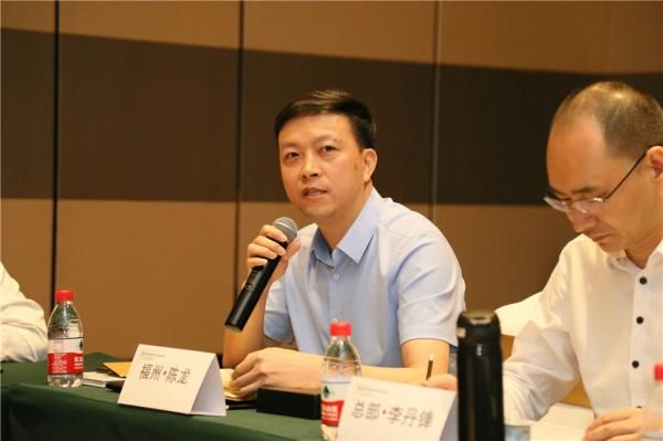 福州卡米亚瓷砖总经理&产品私董会执行会长陈龙发言