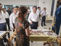河北省委书记王东峰调研皇家满绣