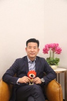 时尚爱依瑞斯再造时尚：探索“年轻快时尚”细分市场