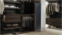 CES上三星新推出的衣物护理机AirDresser,有望在中国上市