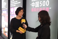 红宝石唐山市专卖店负责人胡克玲:红宝石每个产品都是艺术品