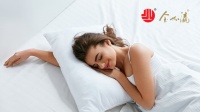 天然乳胶蚕丝枕头保障优质睡眠,金加瀛助你步入恋梦空间