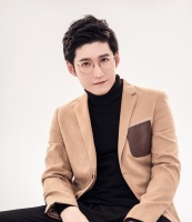 酷+设计先锋 | 卢佳旗:不仅是设计师,更是造梦师。