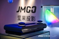 重塑家庭C位空间,坚果U2 Pro三色激光电视正式发布