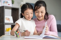 小学辅导课程app软件哪个好?家长需要学会选择