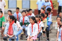 立邦「为爱上色」探访江西新危小学 公益活动
