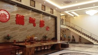 广东探店:福气多玉石床品牌店