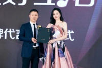 官宣！帝标家居签约张靓颖为品牌代言人，“王炸”组合再掀新风暴