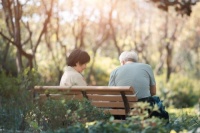 护腰床垫哪家强？老妈点名要东宝床垫