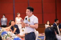 亿合门窗董事长曾奎:夫妻店要做大做强,需要做好公司化运营