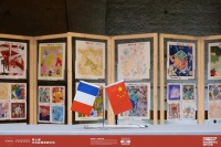 携手爱马仕合作设计师共研家居美学,顾家家居拓宽国潮新边界