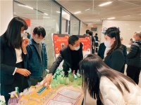 Leader开展净洗迎新春活动,助力Z世代健康生活