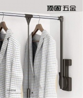 顶固梦系列升降挂衣器,充分发挥高柜空间