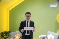 中居文化x新浪家居《建谈》栏目,上海建博会开展首日走进三棵树!