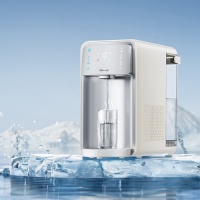 实现冷热饮自由！小熊电器冰川泉饮水机满足全家人的饮水需求