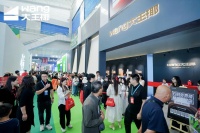 答案在“旗舰美学”,把“经营焦虑”转化为可复制的“店效增长”