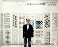 2026 厦门石材展专访 | 新诺石高敏：以艺术赋新石材 让大理石成为家里的自然画作