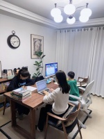 从“网红”到“长红”，泊逸书桌如何在小红书火了一年？