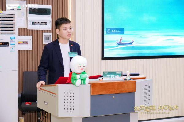 DSC03681-opq4495287180